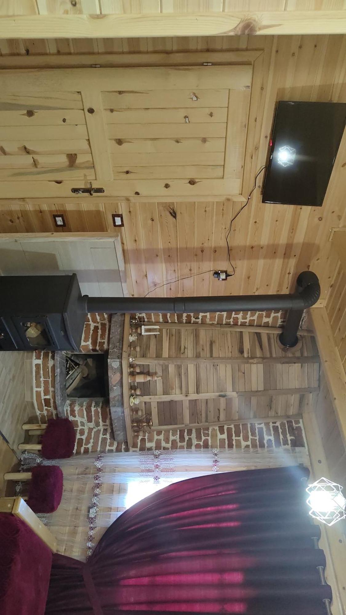 Pushimi Gjergji Joga Chalet Voskopojë
